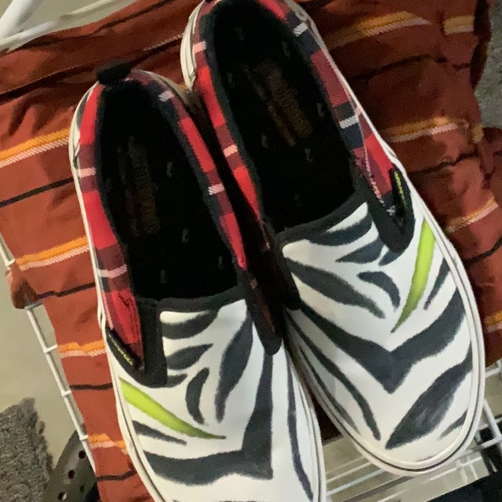Sneakers